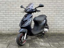 Piaggio Zip SP