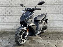 Kymco Super8R E5