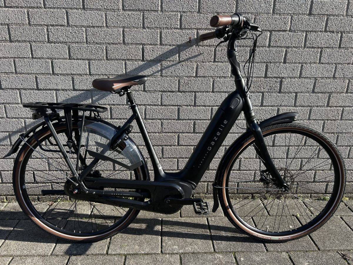 Foto van Gazelle Grenoble C8 HMB via Piet van Iersel Tweewielers